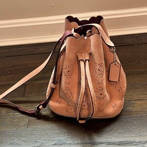 Bucket Bag 18 With Cut Out Tea Rose